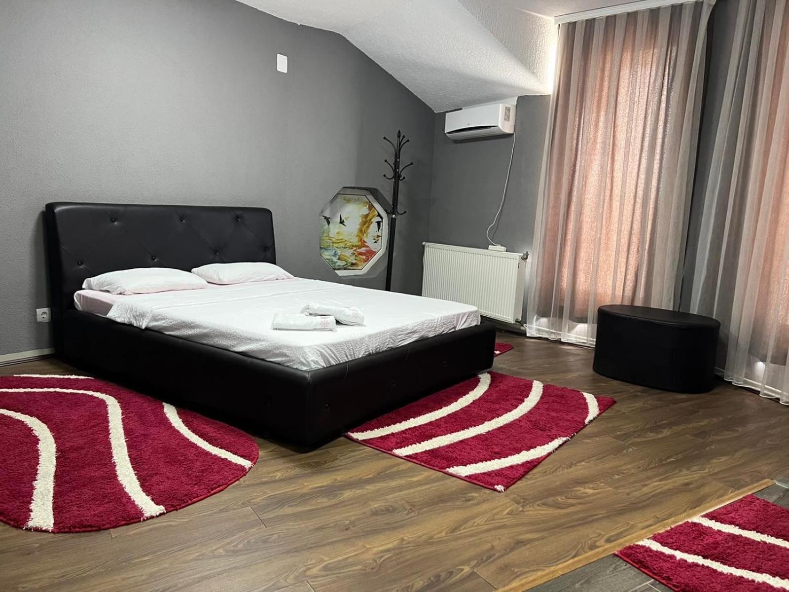 Hotelwhite Gjilan Exterior foto